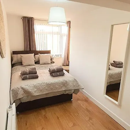 Brand New Luxury Apartment